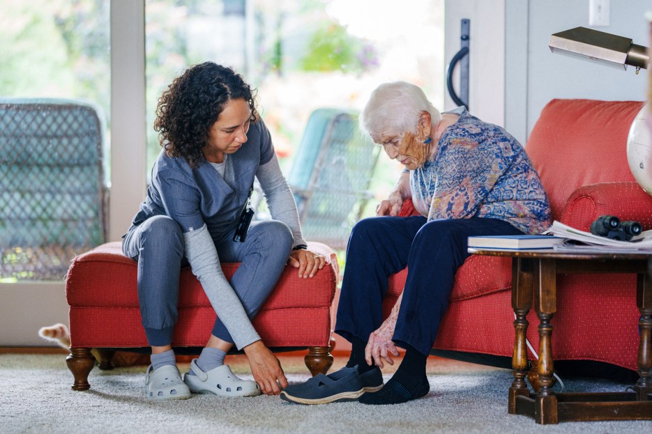 Home Care Agency vs Independent Caregiver